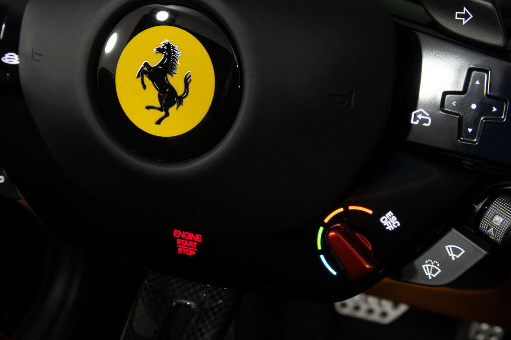 Used 2024 Ferrari Roma Spider image 34