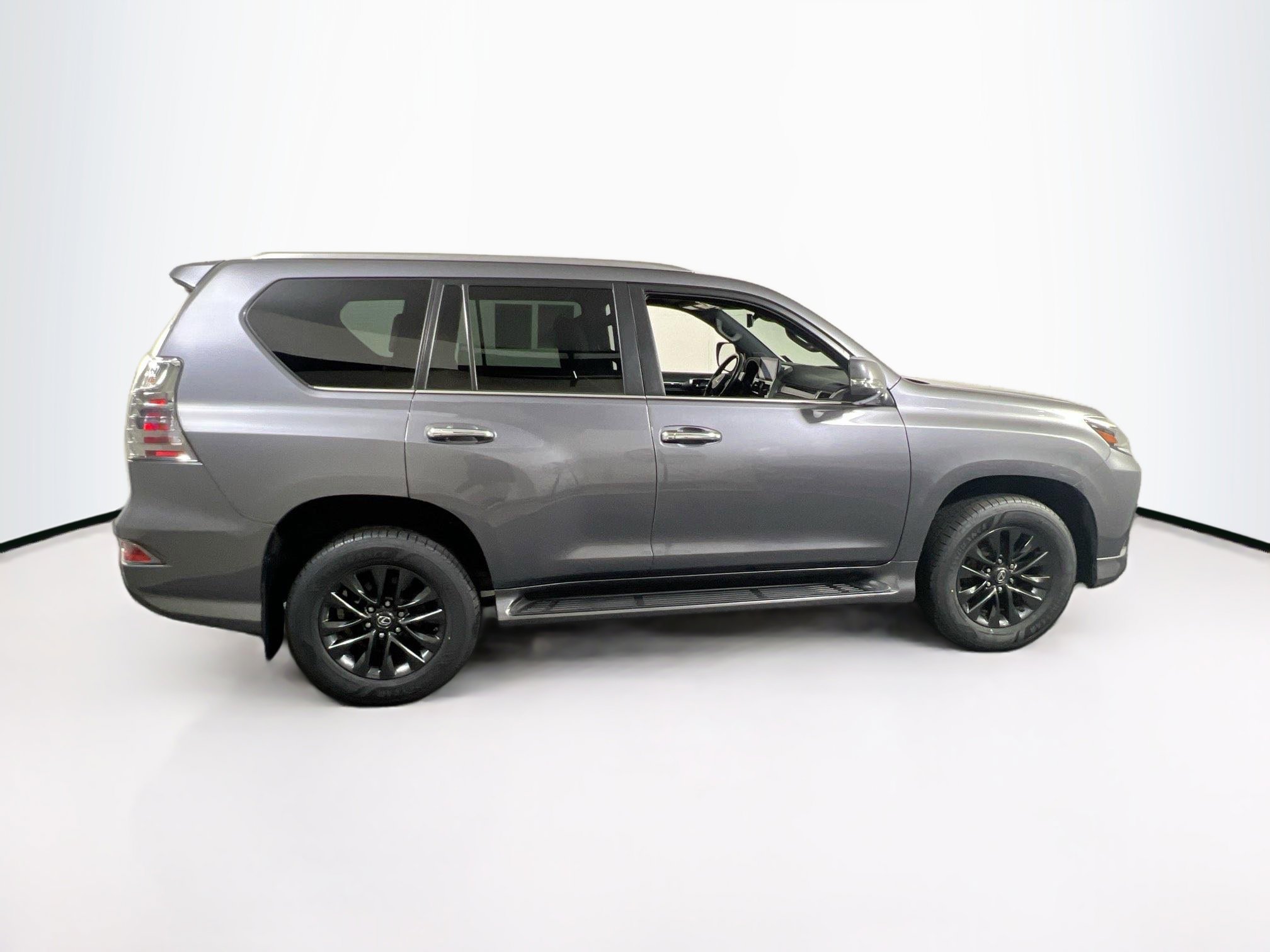 Used 2022 Lexus GX 460 Premium w/ Premium Package AWD/4WD image 4