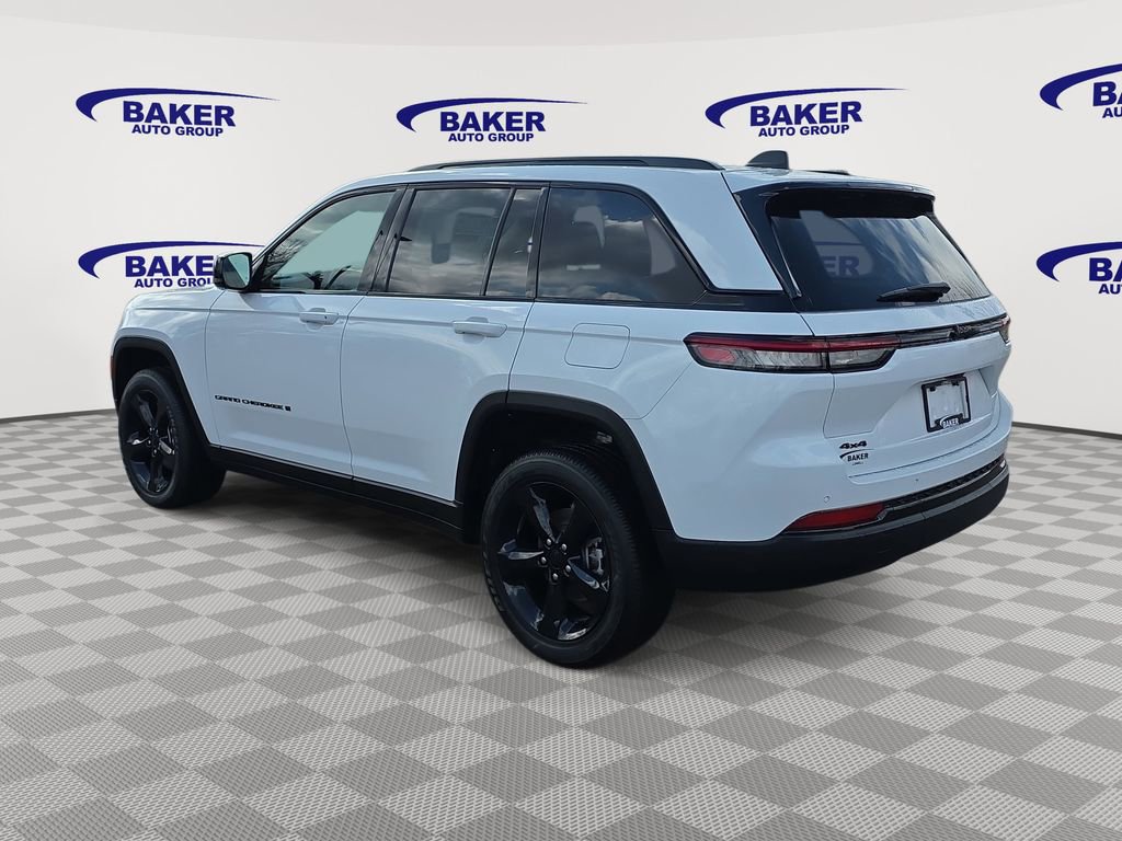 New 2025 Jeep Grand Cherokee Altitude image 5