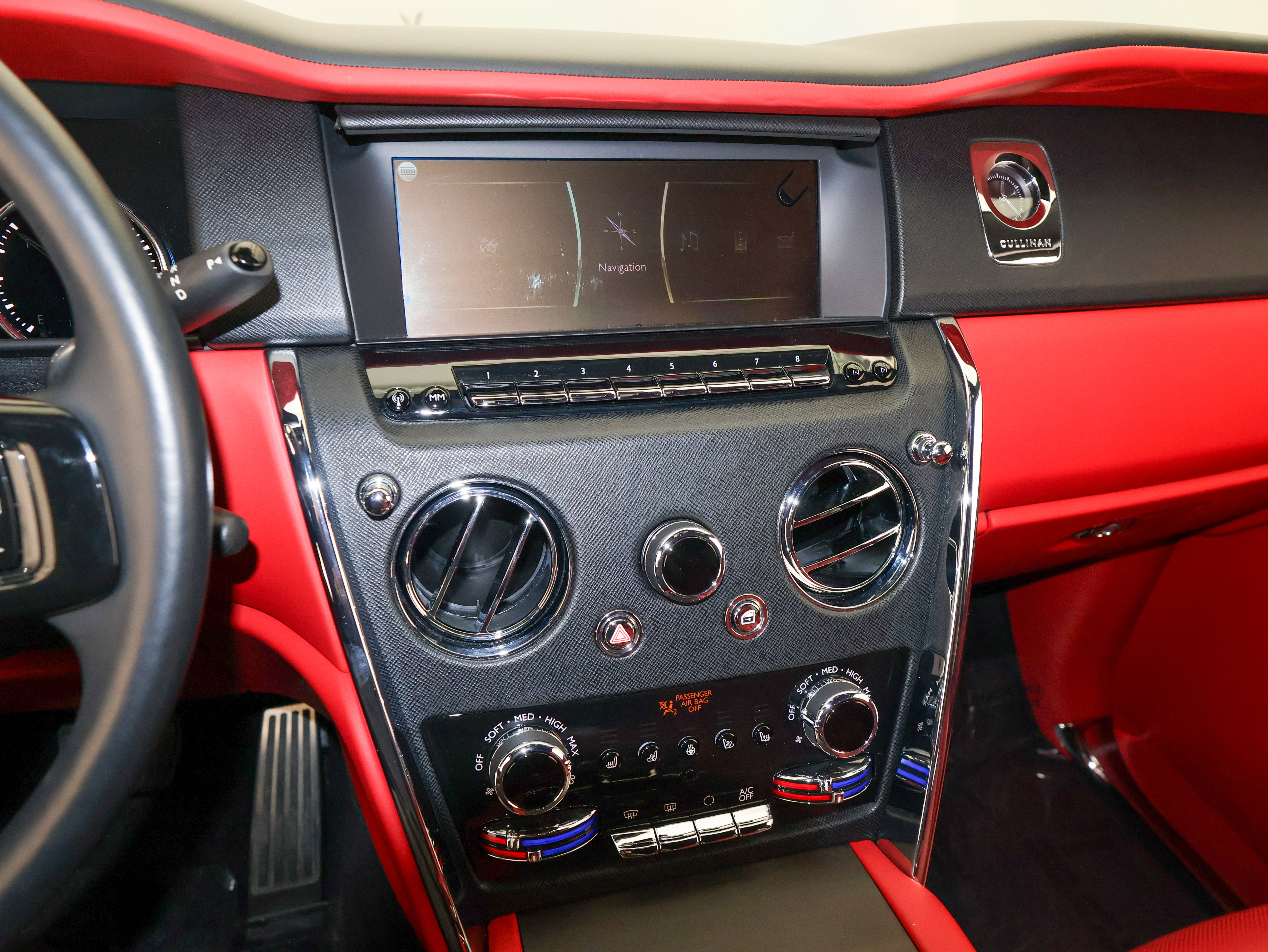 Used 2023 Rolls-Royce Cullinan image 37