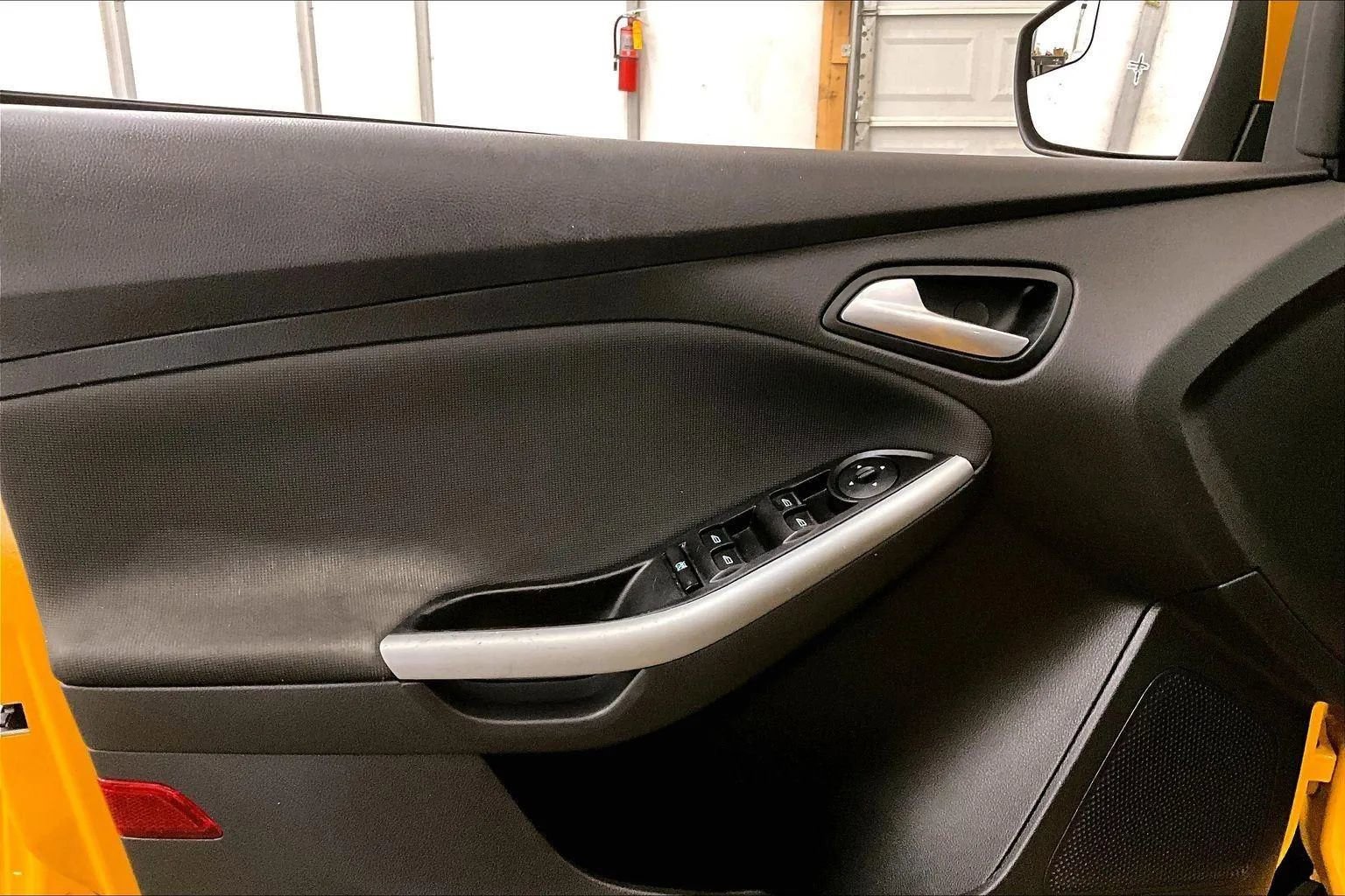 Used 2012 Ford Focus SE image 23