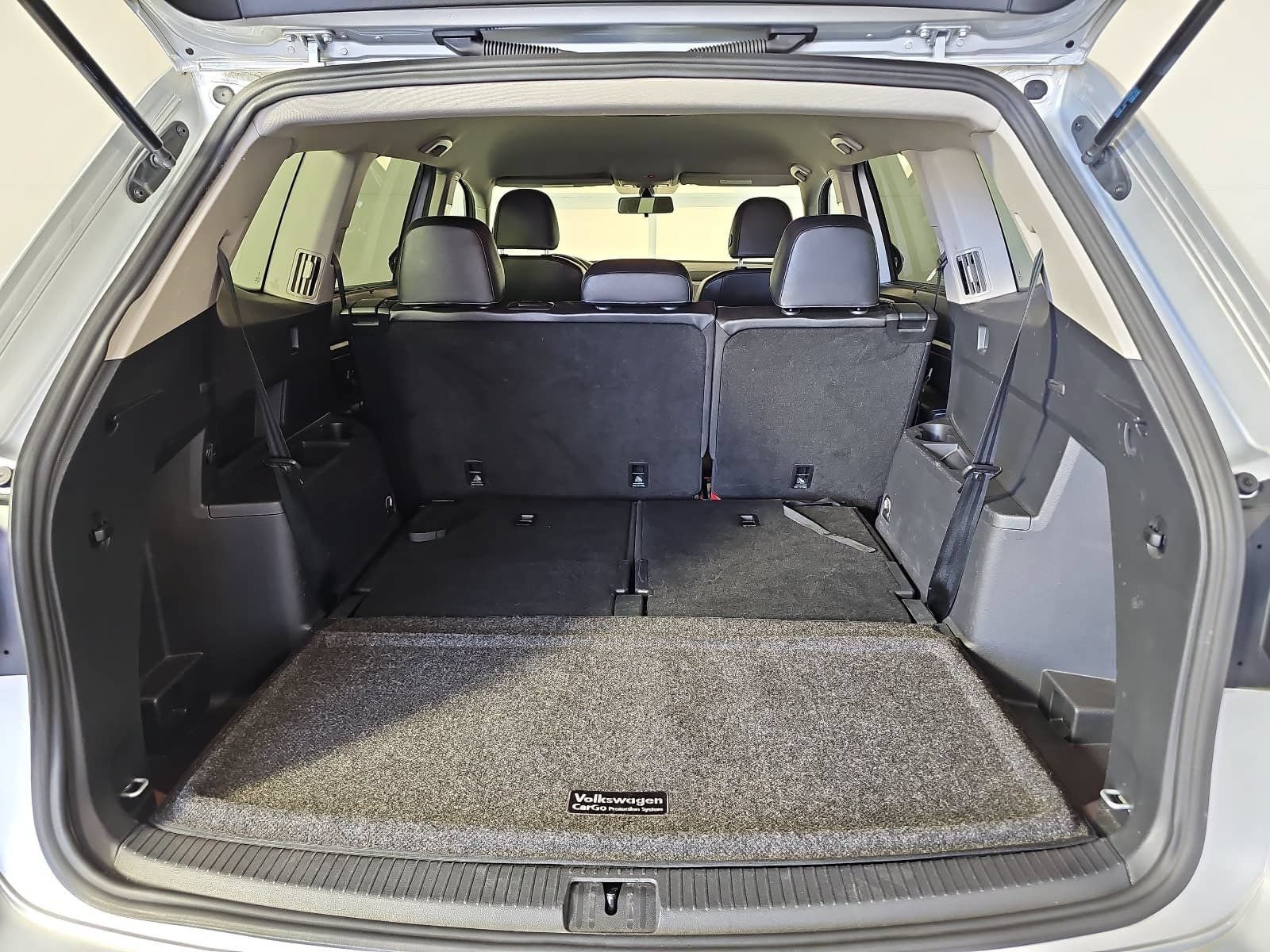 Used 2019 Volkswagen Atlas SE FWD image 12