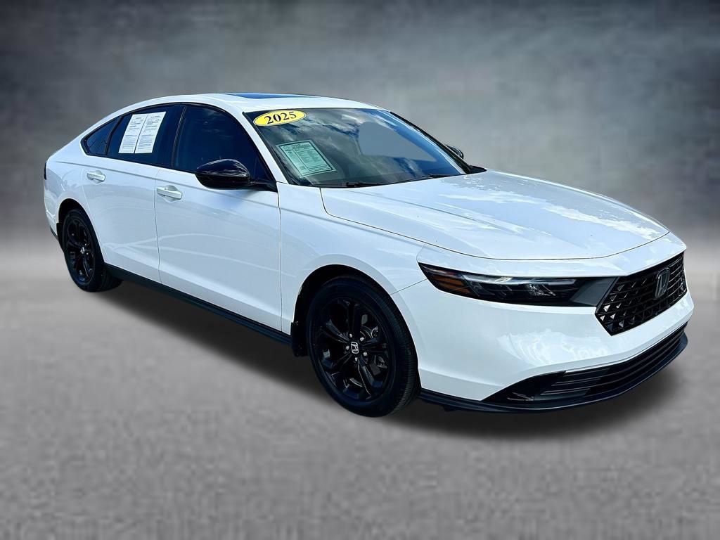 Used 2025 Honda Accord SE image 3