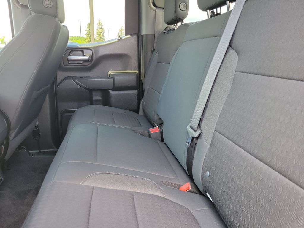 Used 2020 Chevrolet Silverado 1500 LT AWD/4WD image 11