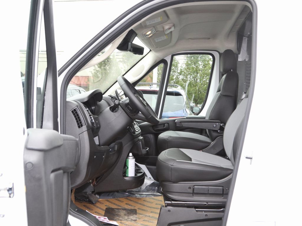 New 2024 RAM ProMaster 2500 w/ Premium Convenience Group FWD image 11