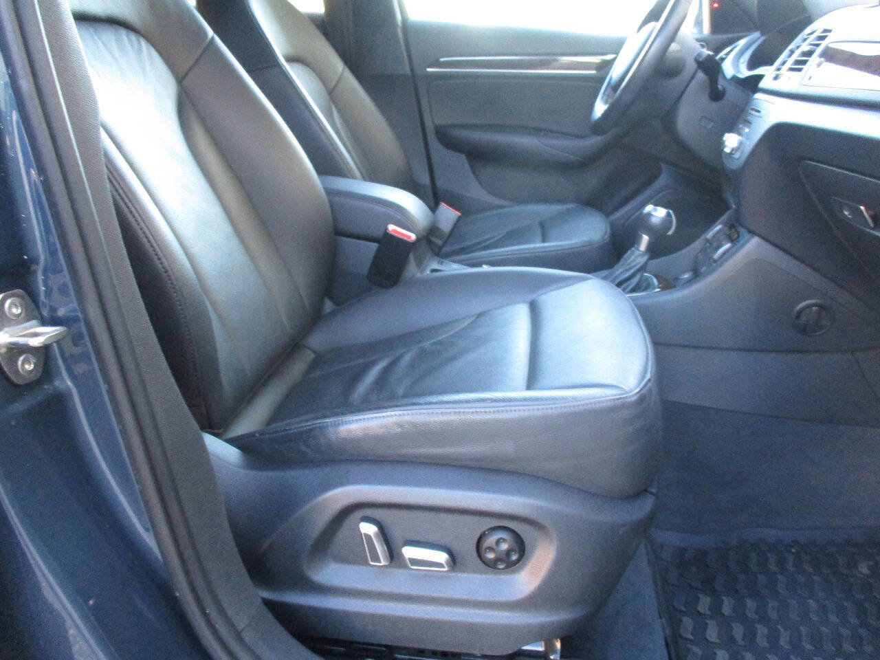 Used 2018 Audi Q3 2.0T Premium Plus w/ Premium Plus Package image 89