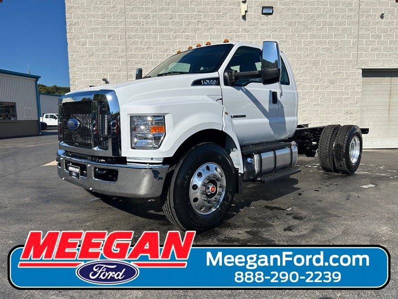 New 2026 Ford F650 2WD SuperCab Super Duty