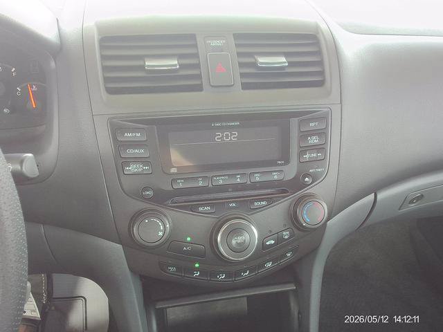 Used 2005 Honda Accord LX image 12