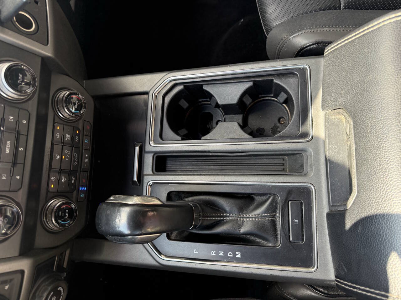Used 2020 Ford F150 Raptor w/ Equipment Group 802A Luxury AWD/4WD image 25