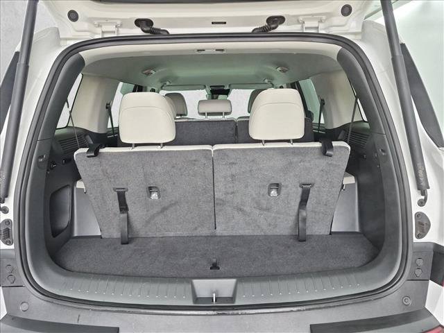 Used 2026 Hyundai Santa Fe SEL FWD image 6