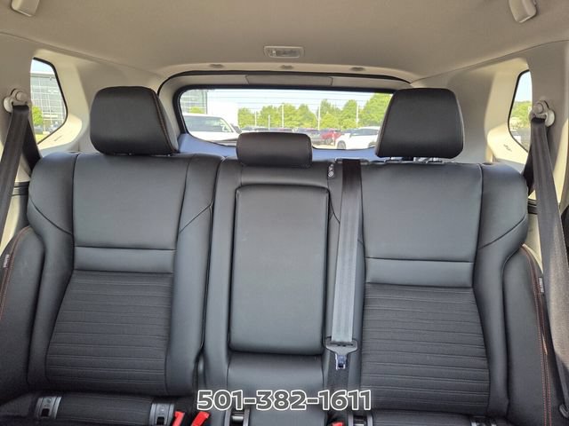 Used 2026 Nissan Rogue SV AWD/4WD image 12
