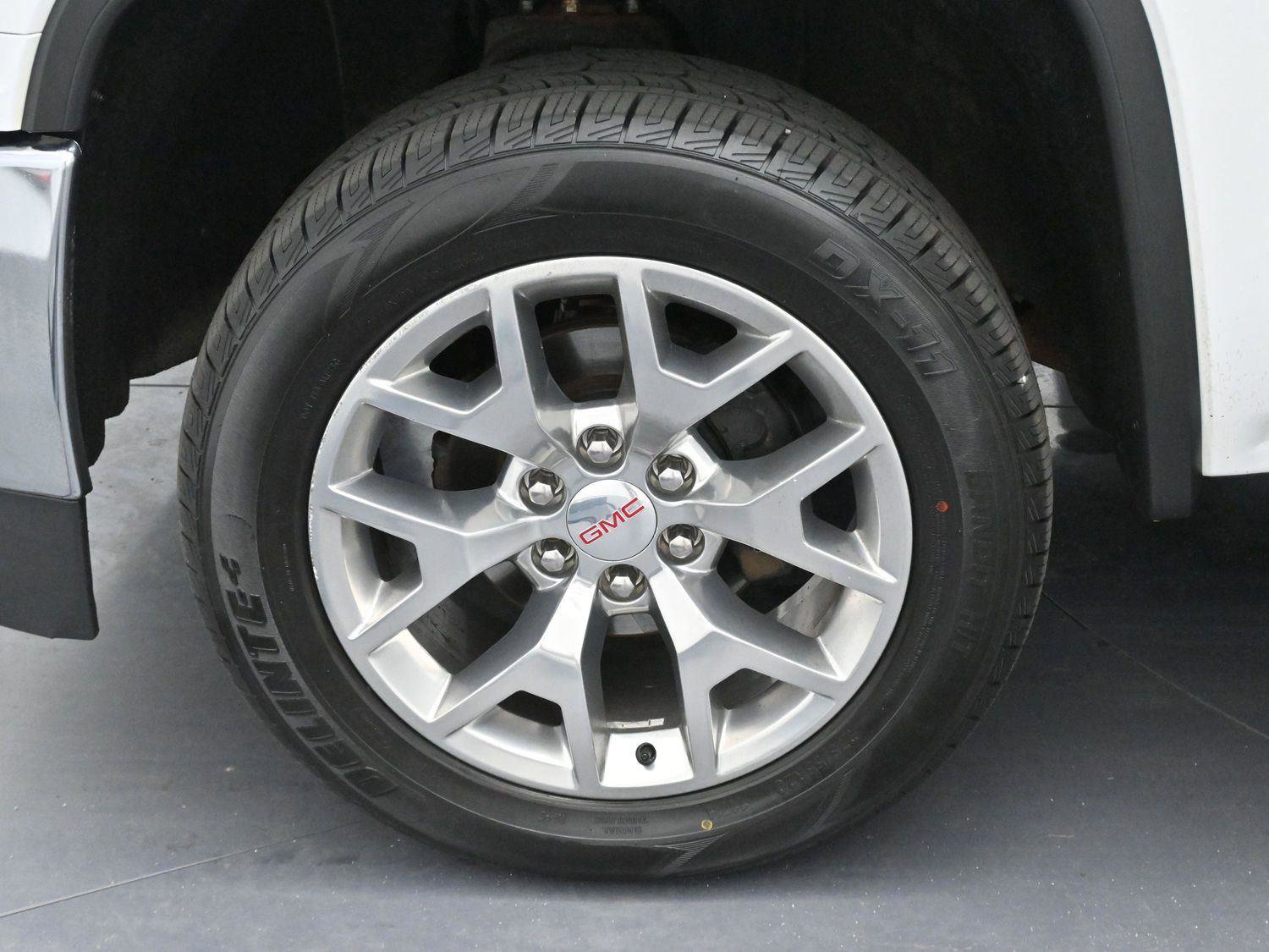 Used 2018 GMC Sierra 1500 SLT w/ SLT Premium Package image 33