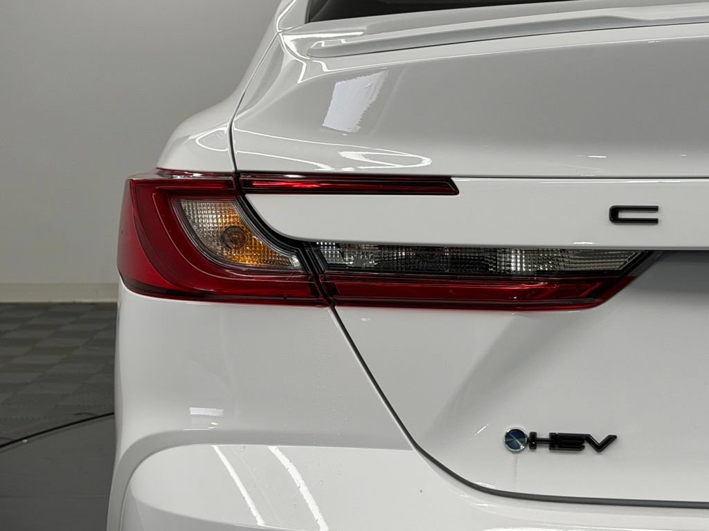 Used 2026 Toyota Camry SE w/ Multimedia Upgrade Package FWD image 11