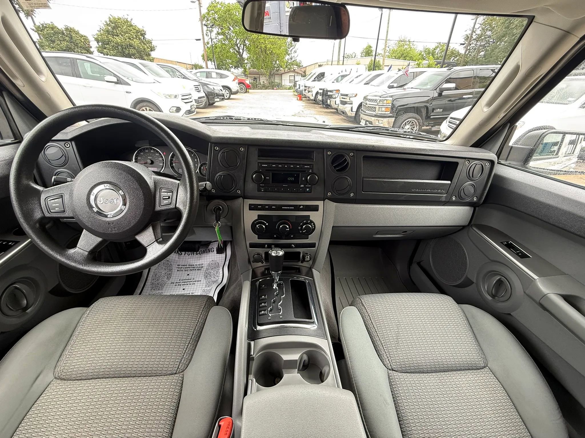 Used 2007 Jeep Commander Sport RWD image 10
