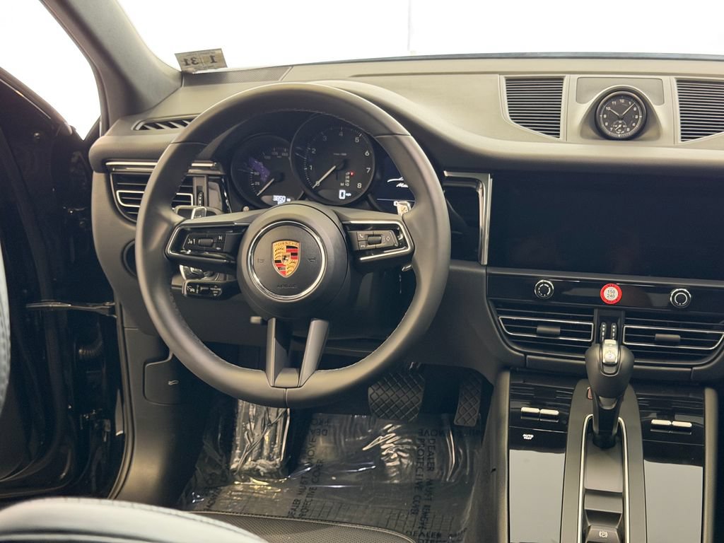 Certified 2026 Porsche Macan AWD/4WD image 20