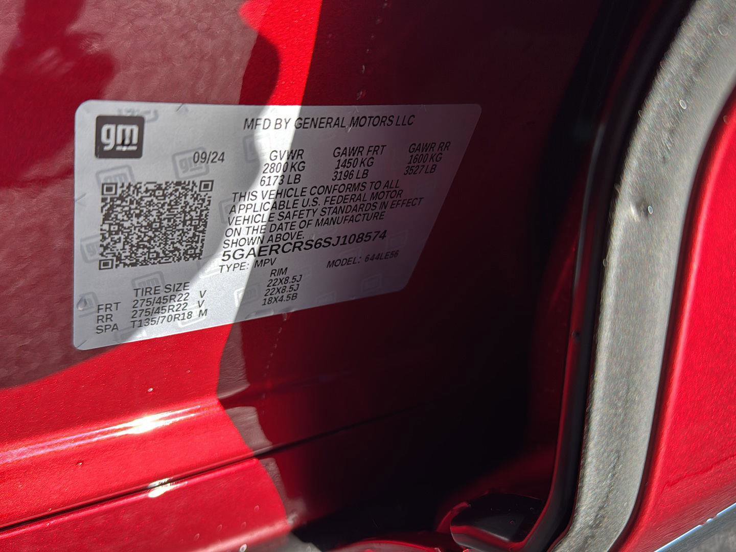 Used 2025 Buick Enclave Avenir image 35