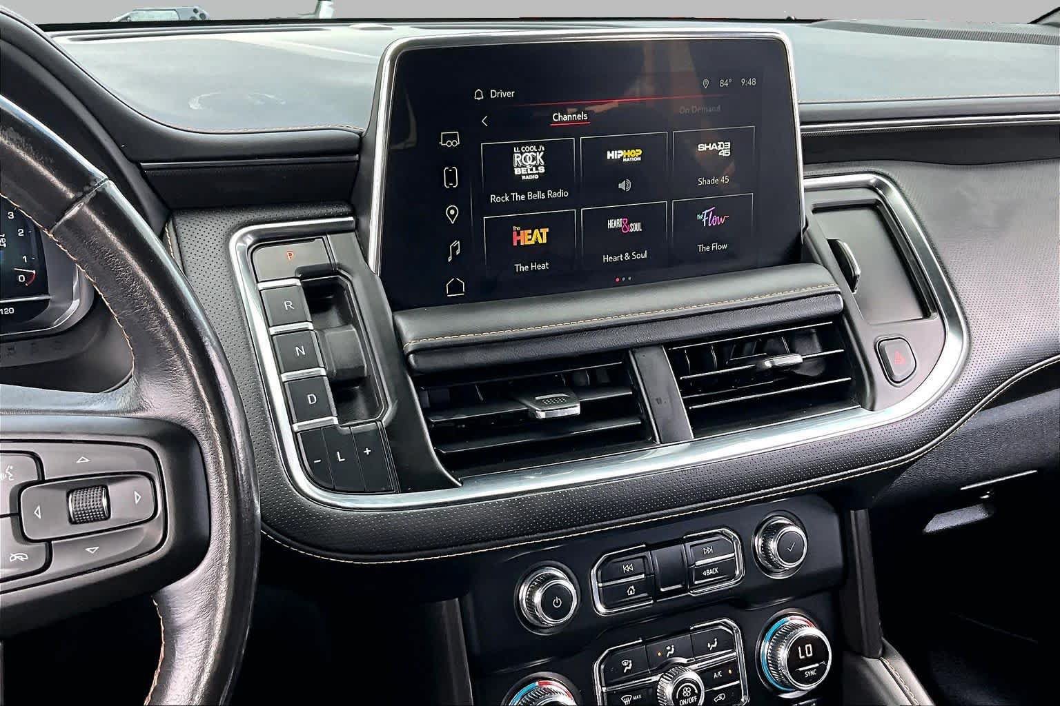 Used 2022 GMC Yukon XL AT4 AWD/4WD image 7