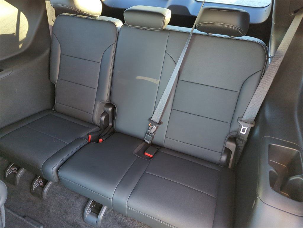 Used 2025 Buick Enclave Preferred image 26