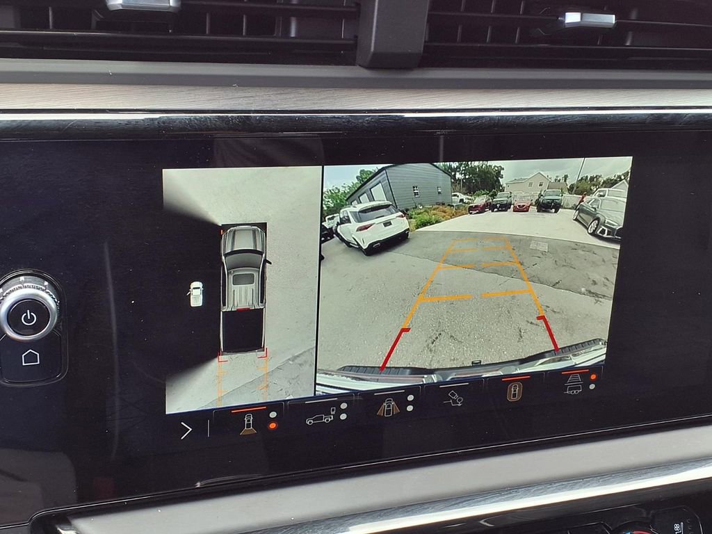 Used 2025 GMC Sierra 1500 AT4X image 25