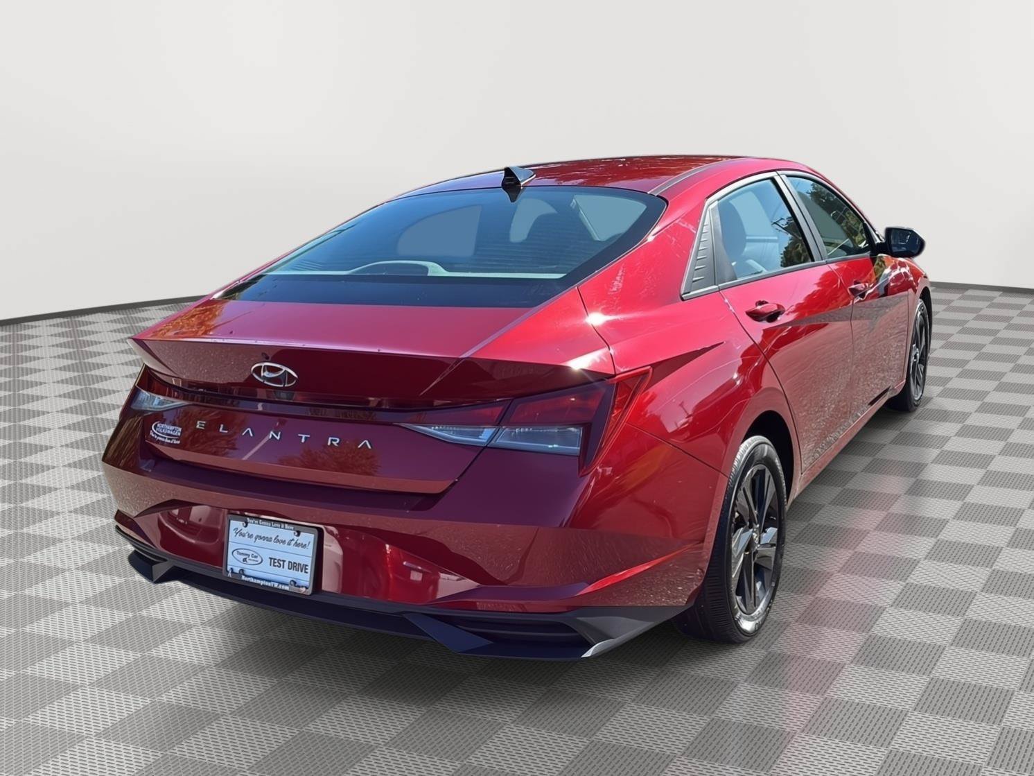 Used 2023 Hyundai Elantra SEL FWD image 5