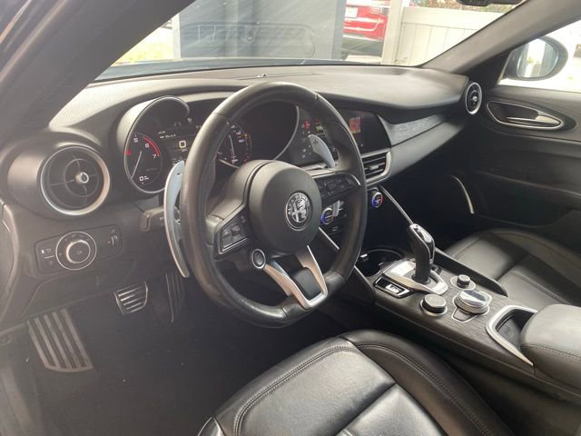 Used 2022 Alfa Romeo Giulia Sprint image 14