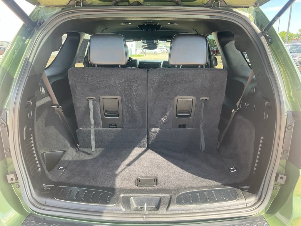 Used 2021 Dodge Durango R/T w/ Tow 'N Go Package AWD/4WD image 34