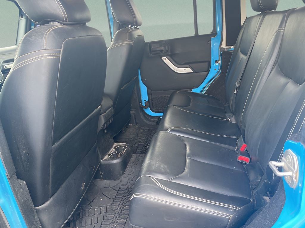 Used 2017 Jeep Wrangler Unlimited Rubicon w/ Connectivity Group image 13