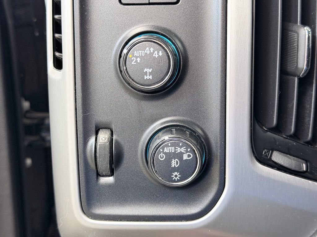 Used 2017 GMC Sierra 1500 SLT AWD/4WD image 38
