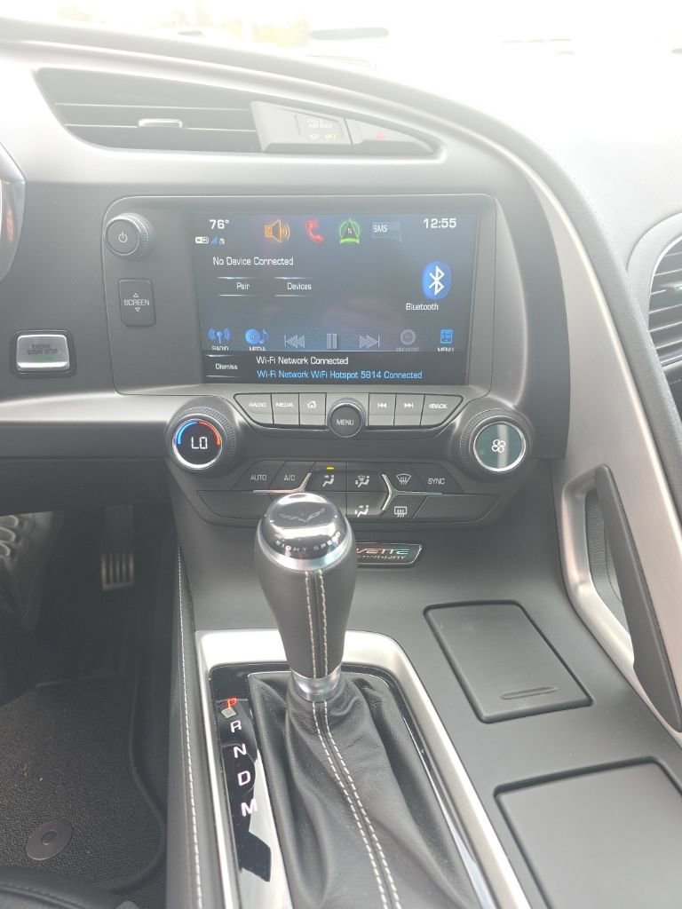 Used 2019 Chevrolet Corvette Stingray Coupe w/ Carbon Flash Badge Package image 4