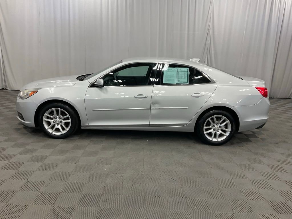 Used 2015 Chevrolet Malibu LT w/ Power Convenience Package image 13