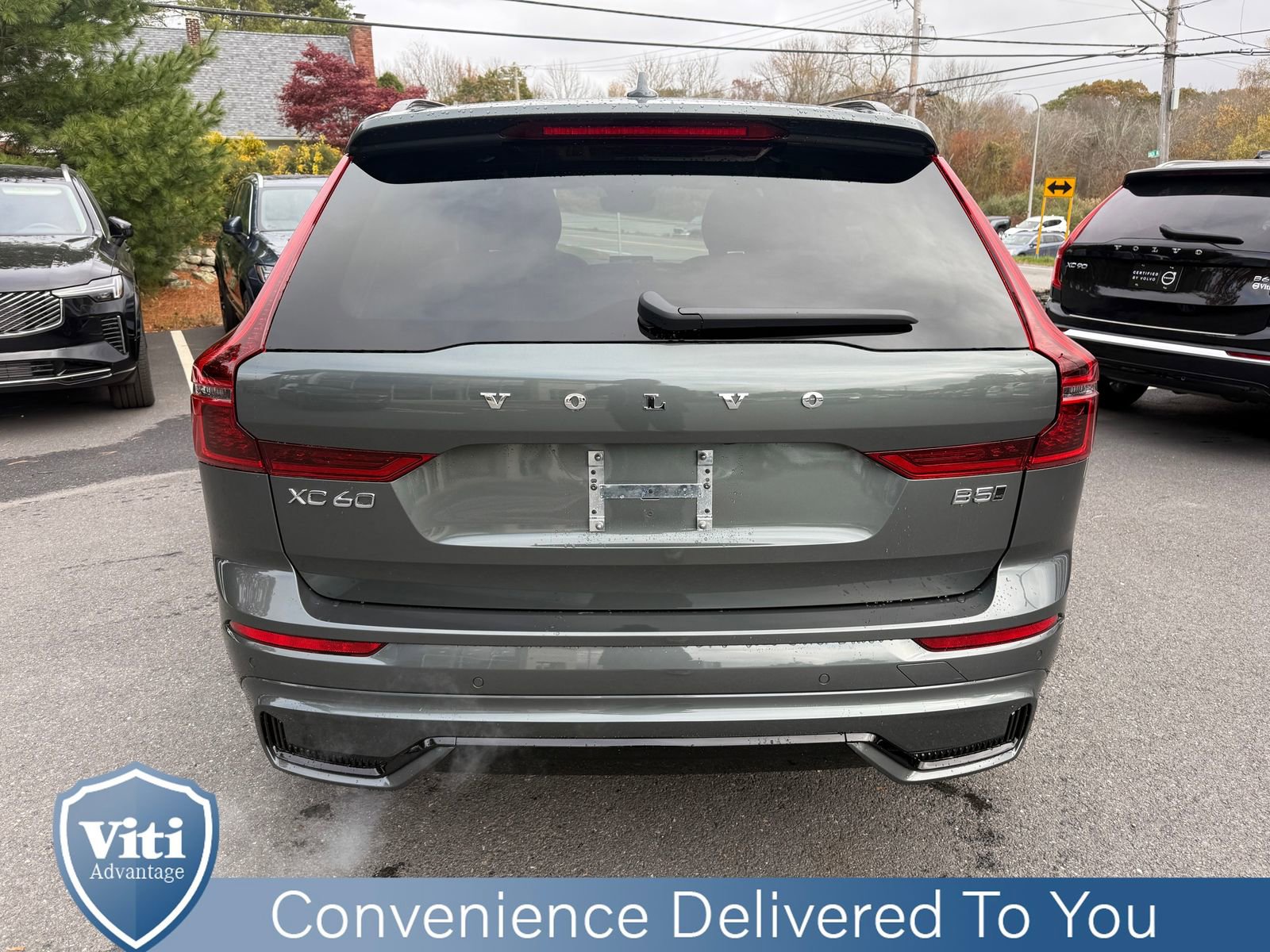 New 2026 Volvo XC60 B5 Plus w/ Climate Package image 7