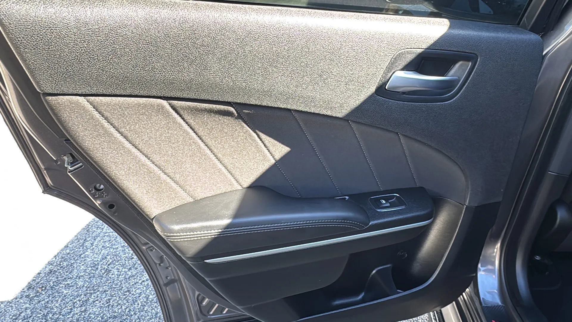 Used 2022 Dodge Charger Scat Pack image 25