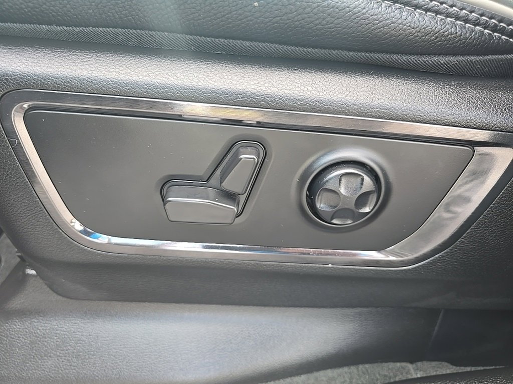 Used 2024 RAM 1500 Limited w/ Trailer Tow Group image 29