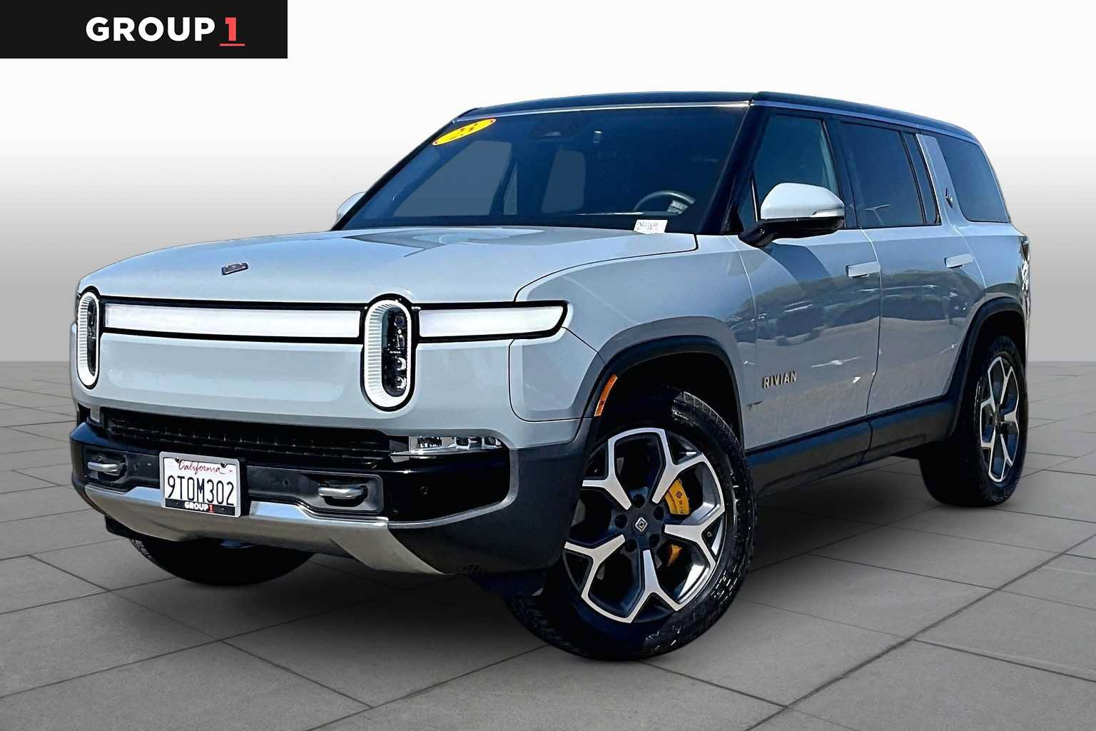 Used 2023 Rivian R1S Adventure AWD/4WD image 1