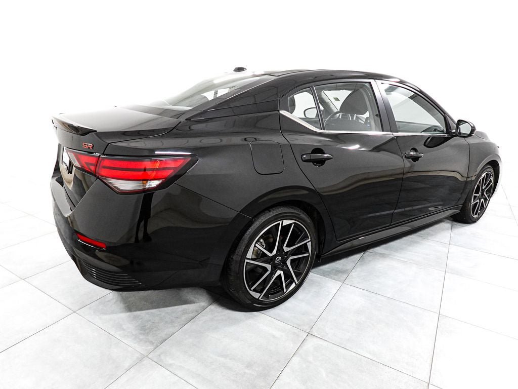 Used 2025 Nissan Sentra SR FWD image 7