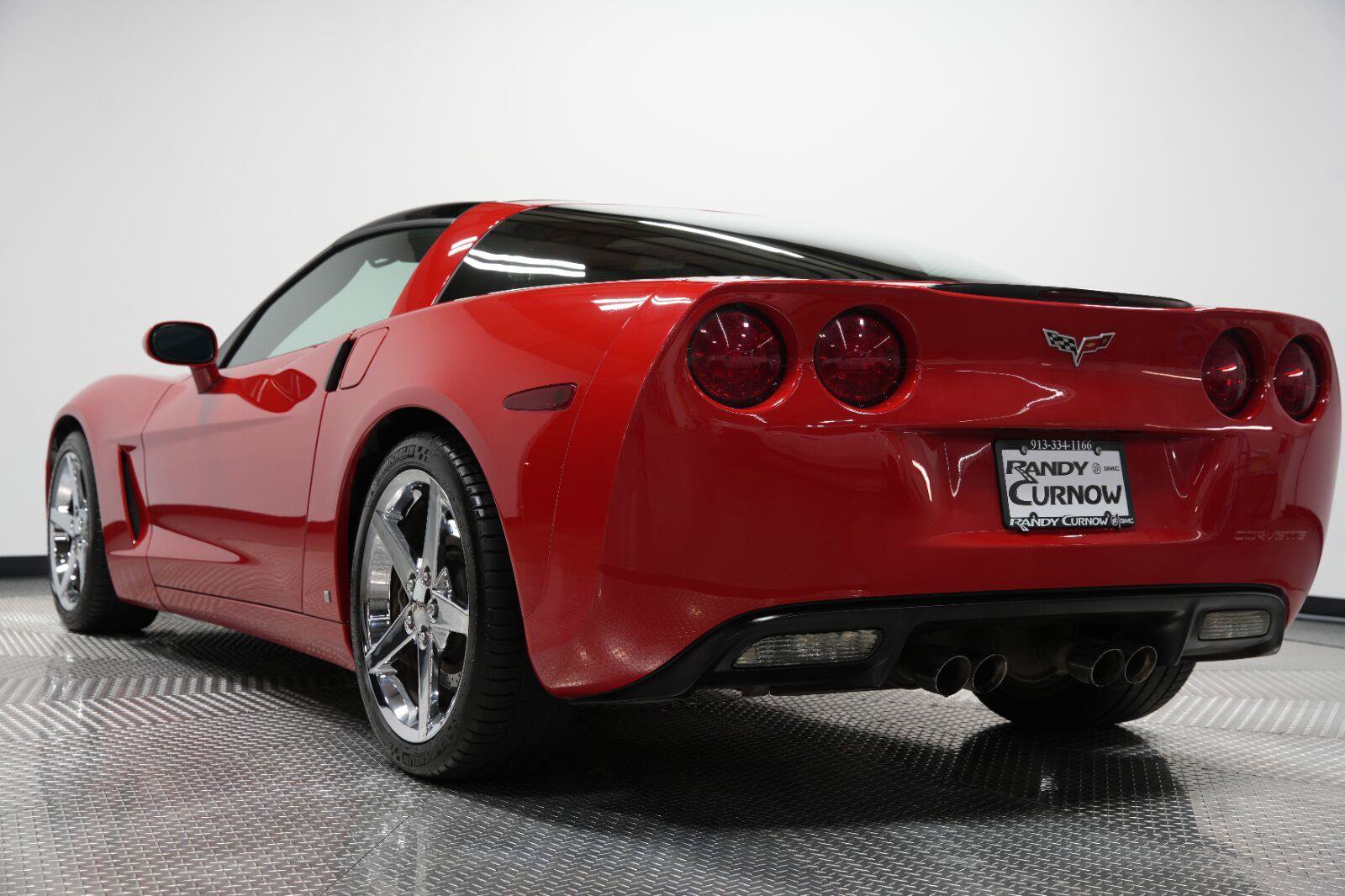 Used 2007 Chevrolet Corvette Coupe w/ Preferred Equipment Group RWD image 36