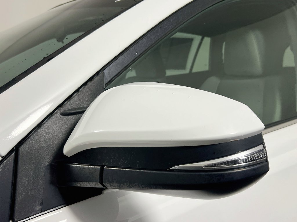 Used 2014 Toyota RAV4 XLE AWD/4WD image 12