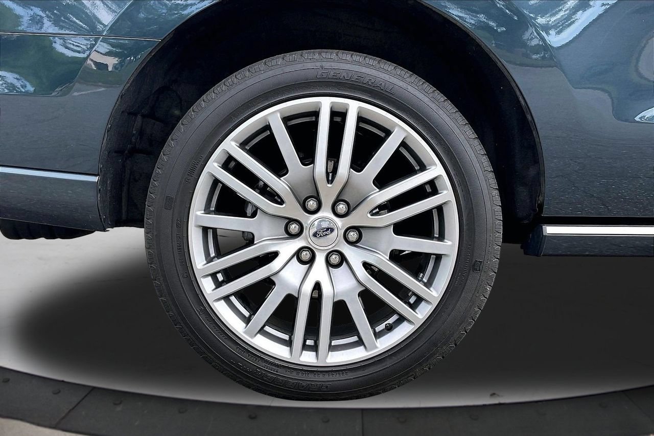 Used 2022 Ford Expedition Platinum AWD/4WD image 39