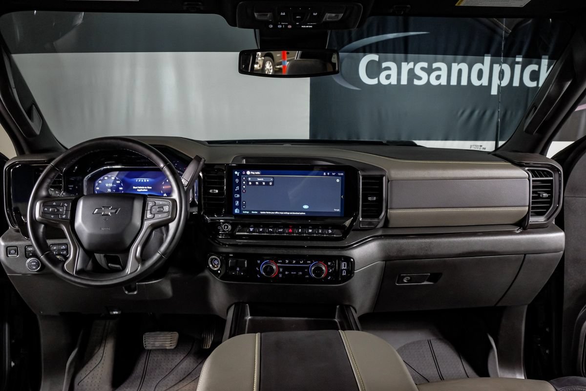 Used 2024 Chevrolet Silverado 2500 ZR2 AWD/4WD image 14