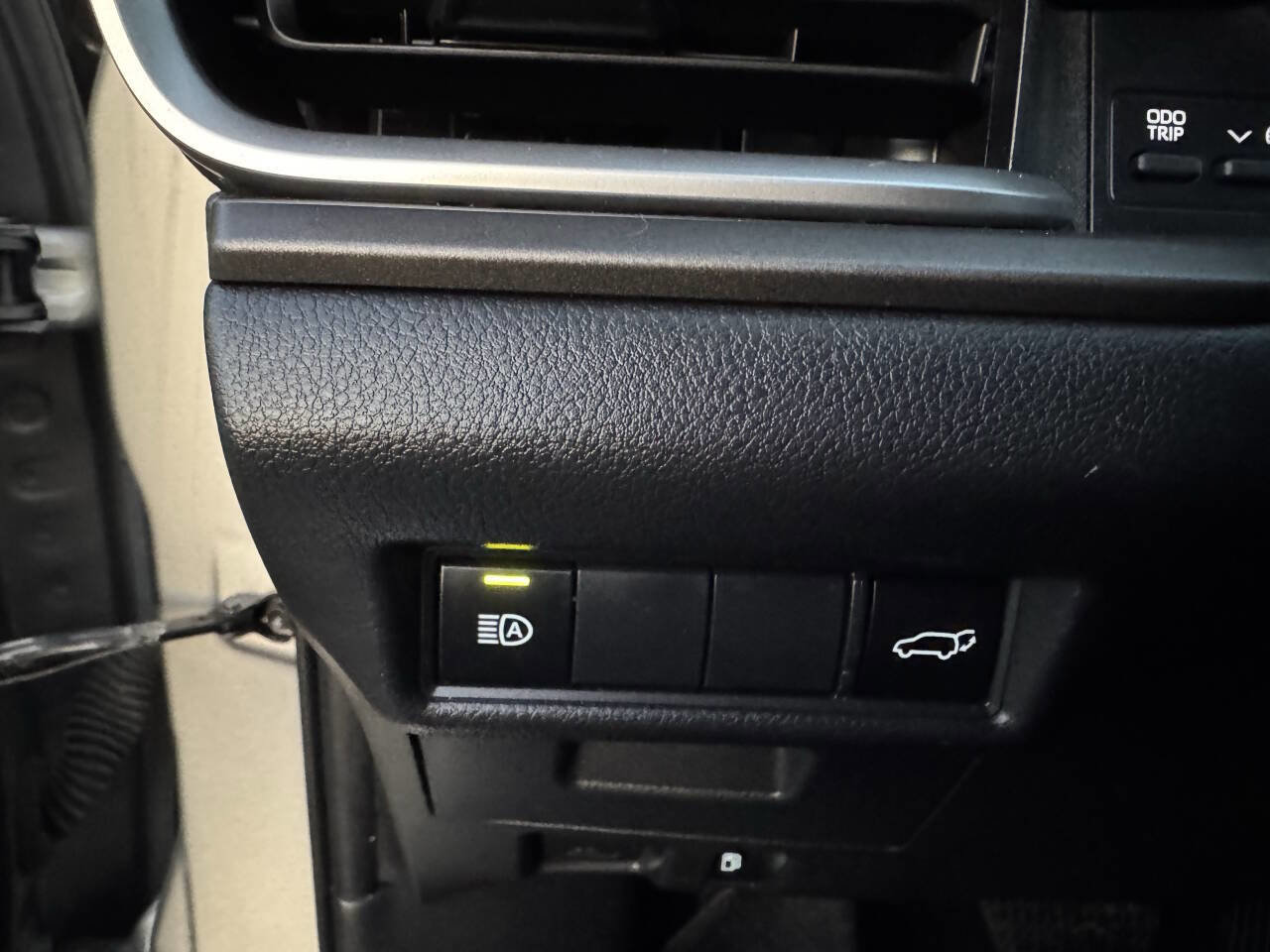 Used 2024 Toyota Grand Highlander AWD image 39