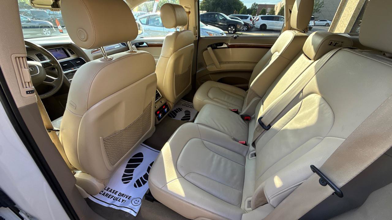 Used 2015 Audi Q7 TDI Premium Plus w/ Premium Plus Package AWD/4WD image 19