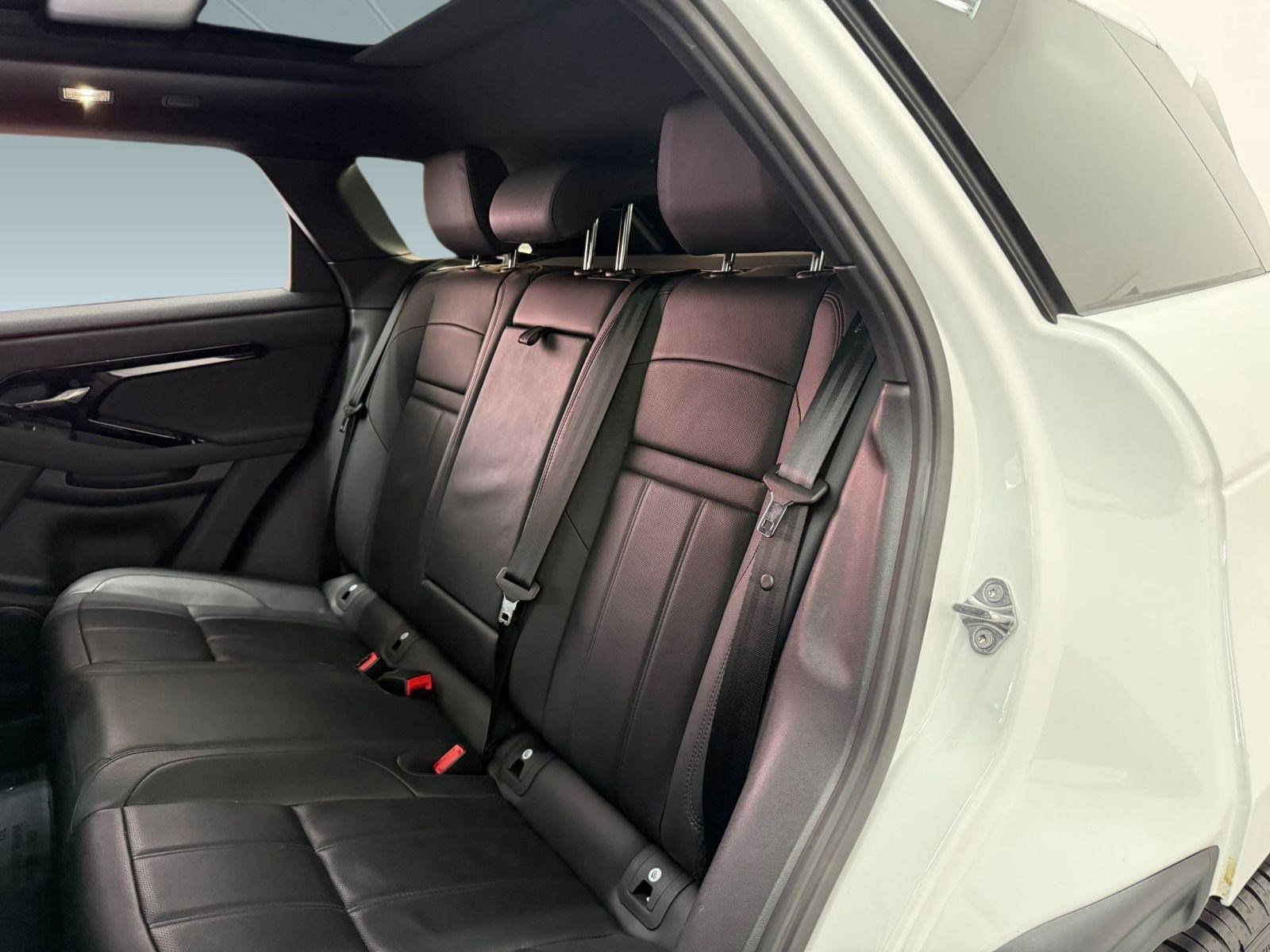 Used 2024 Land Rover Range Rover Evoque S image 12