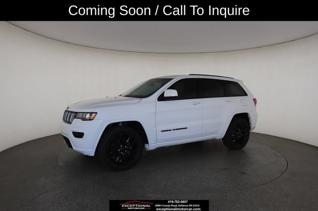 Used 2020 Jeep Grand Cherokee Altitude AWD/4WD image 4