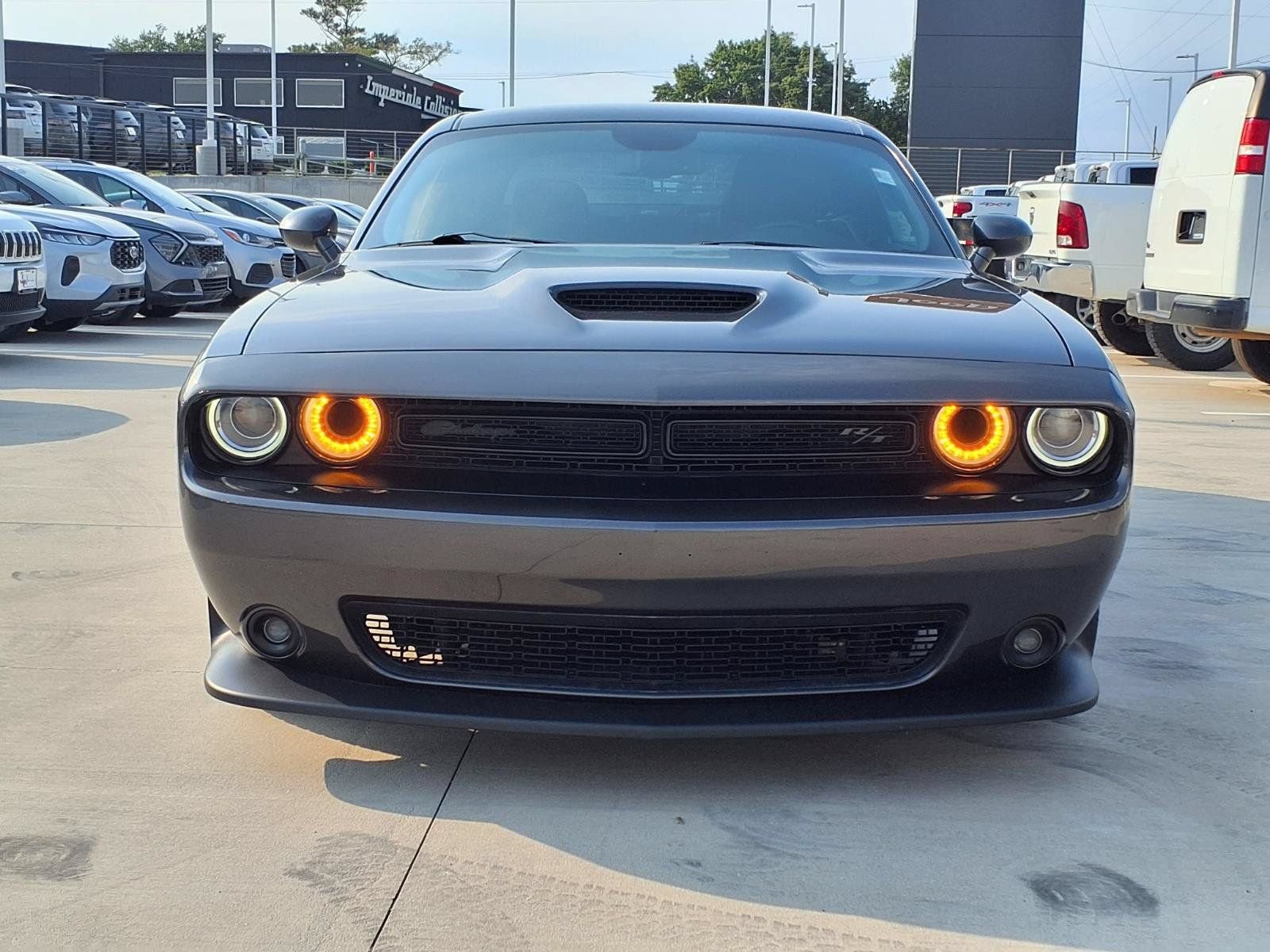 Used 2019 Dodge Challenger R/T w/ Blacktop Package RWD image 3