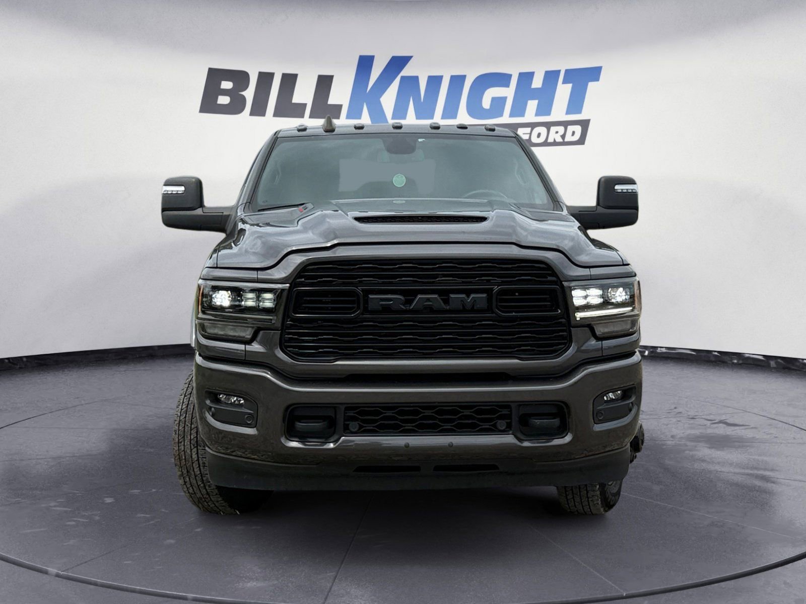 Used 2023 RAM 3500 Limited w/ Night Edition AWD/4WD image 8