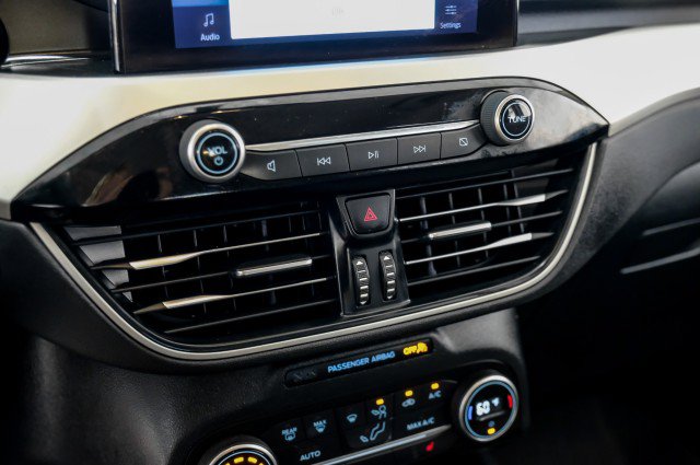 Used 2020 Ford Escape SE AWD/4WD image 25