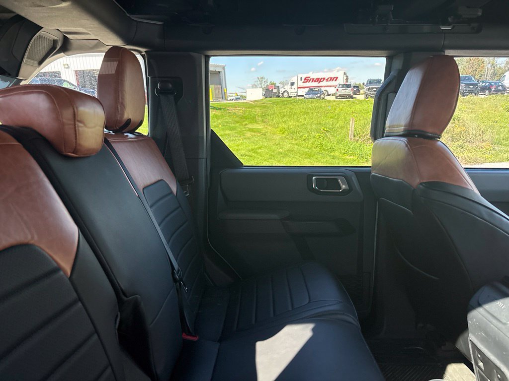 Used 2023 Ford Bronco Big Bend w/ Sasquatch Package AWD/4WD image 7