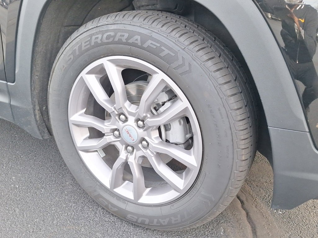 Used 2022 GMC Terrain SLT image 21