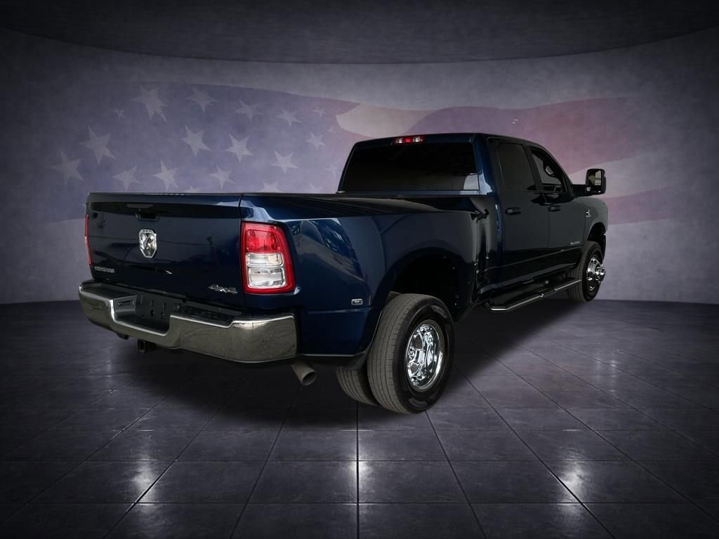 Used 2024 RAM 3500 Big Horn AWD/4WD image 4