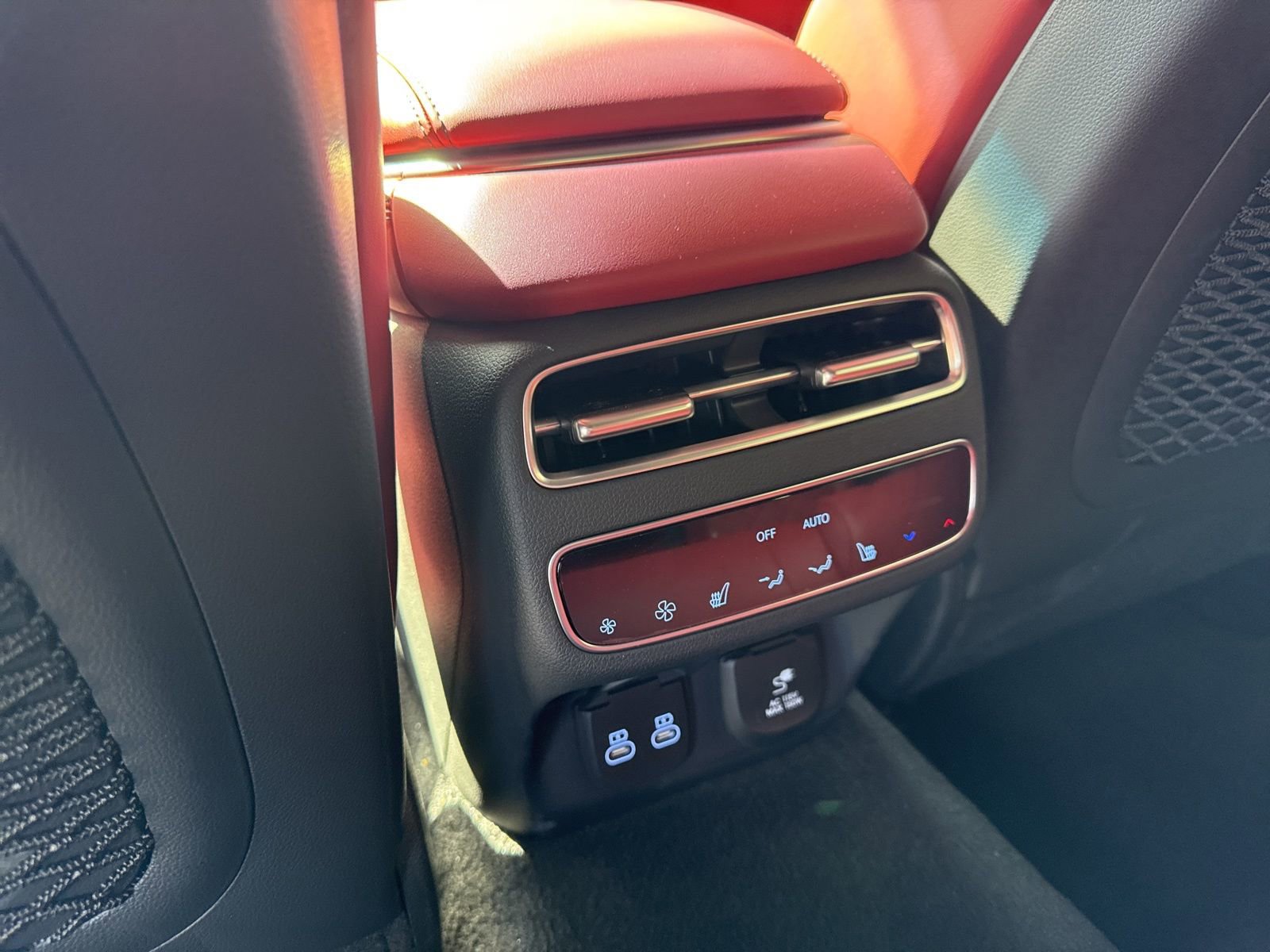 Used 2026 Genesis GV70 3.5T Sport Prestige image 16